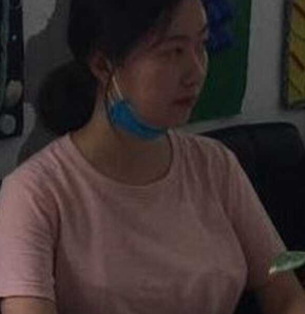 广州小学教师 王舒雨