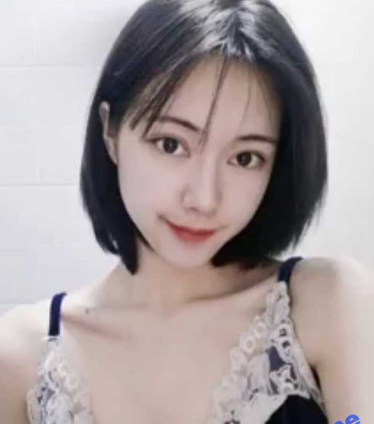 王者泄密！黄颜色短美女