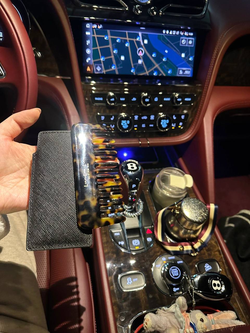 #车 #宾利 #开车