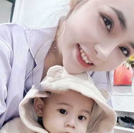 浙江温州 极品已婚带娃人妻少妇 高颜值反差