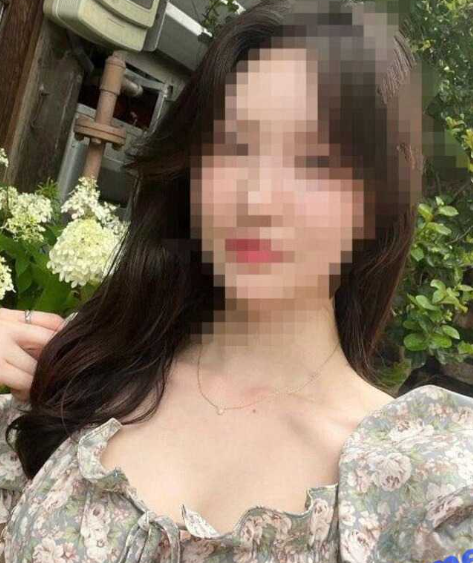 高颜值已婚姐姐 贴心的为弟弟