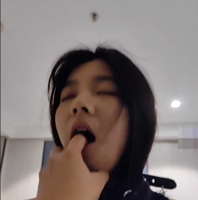 极品反差白领泄密流出