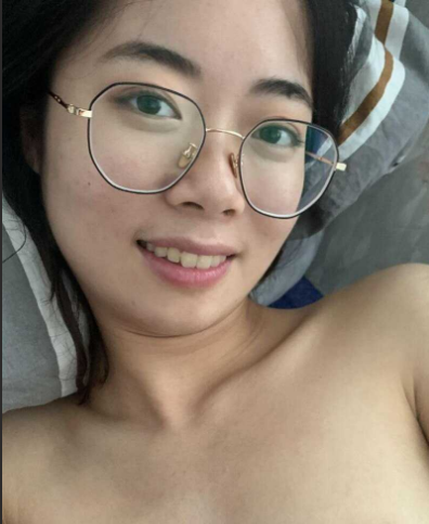 谁能想到这么单纯的妹子 私下竟如此反差！