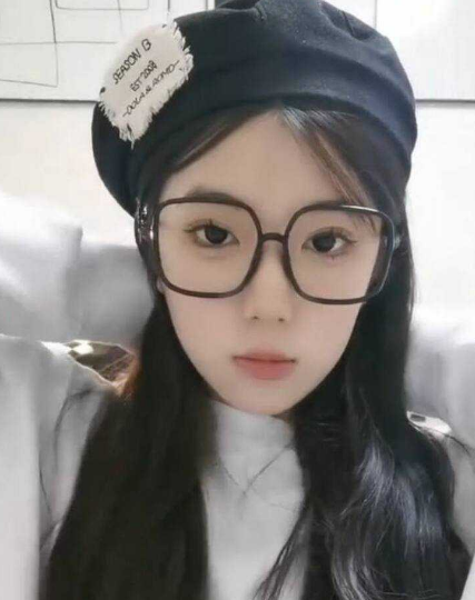 超级清纯学生妹
