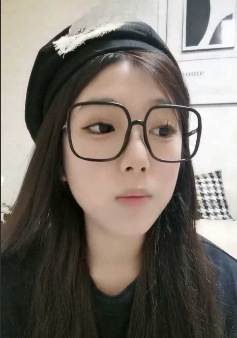 超级清纯学生妹