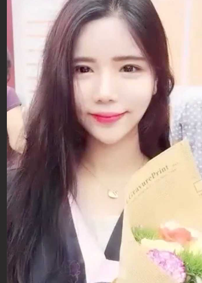北京大学毕业美女留学生