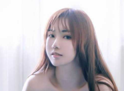 刚上大一的女神校花 叶小敏