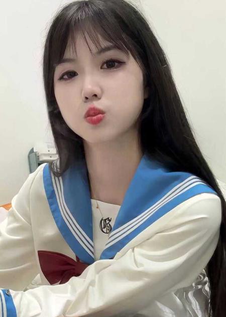成都大学极品JK校花李佳颖