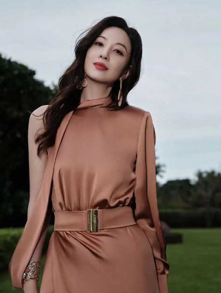 港台性感影星郑希怡