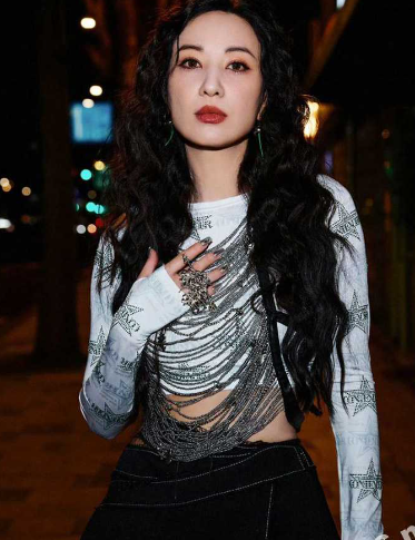 港台性感影星郑希怡