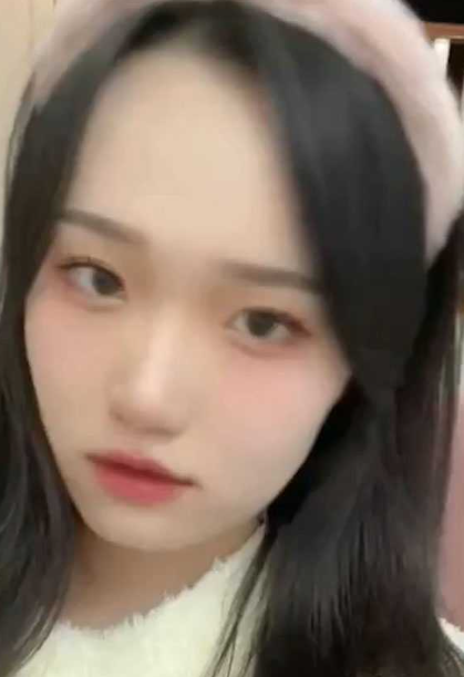 合肥农业大学 极品身材大二学妹 于晓曼
