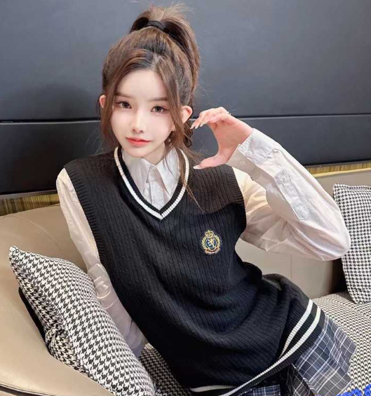 杭州Ts依依 全网最漂亮的小妖精 精致的五官 极品的身材