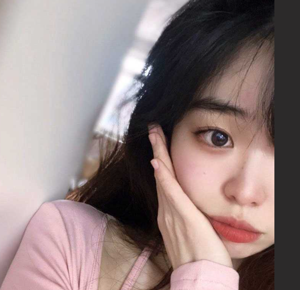 探探刷到的酷似鞠婧祎的