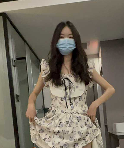 网约长沙清纯爱笑的女大学生