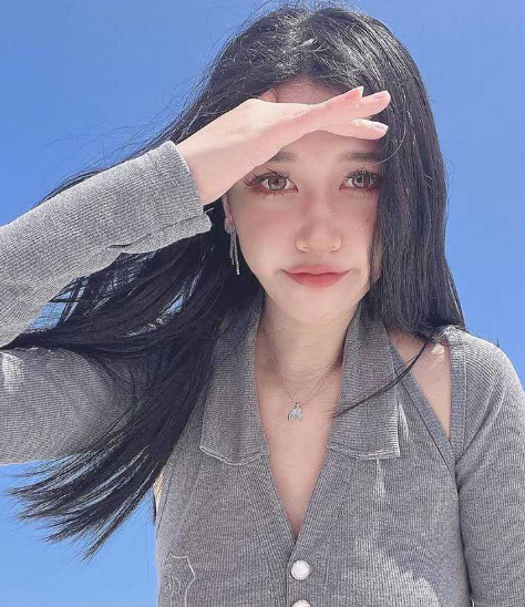 佛罗里达白富美留学生 张颖 肤白貌美大长腿