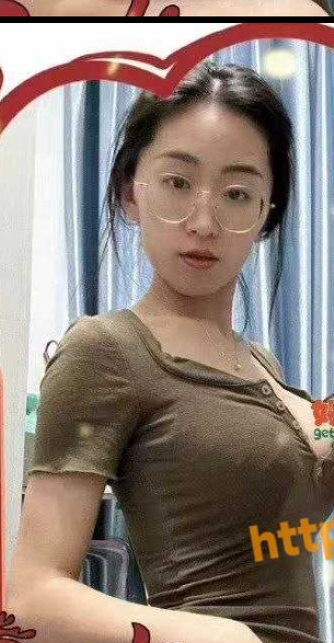 上海出轨事件女主最新后续！女子停职后跑去开直播后