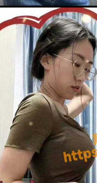 上海出轨事件女主最新后续！女子停职后跑去开直播后