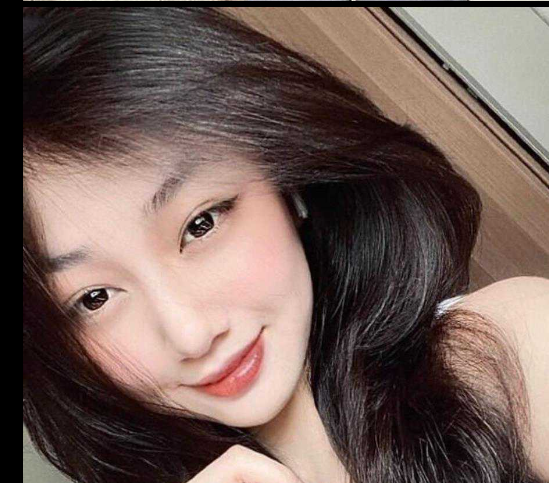 越南知名豪1辣模Tran Hà Linh陈海灵