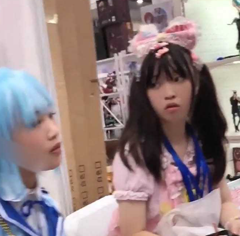 洛丽塔白丝小姐姐