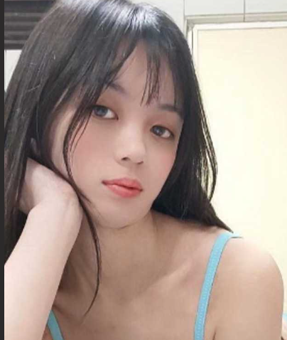 校花级美女袁冰冰