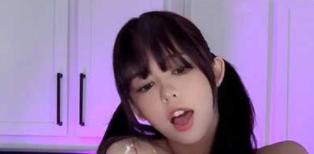 极品身材性感萝莉 KittyxKum