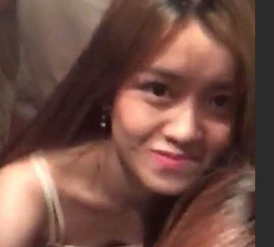 颜值很高的极品大学生妹妹