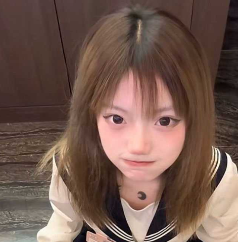 独家曝光！抖音/快手 萝莉网红 奈奈御子