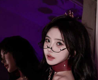 顶级颜值巅峰模特女神 JYAS 化妆间发