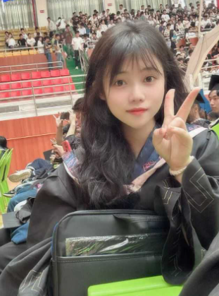 江苏泰州学院大三嫩妹 高鑫鑫
