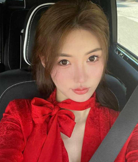 抖音150万粉颜值网红王语会 疑似得罪大哥被曝光