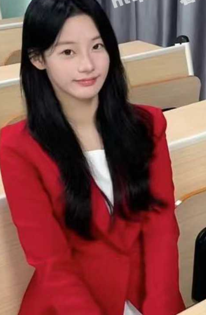 浙江传媒学院播音系女神 徐歆洁