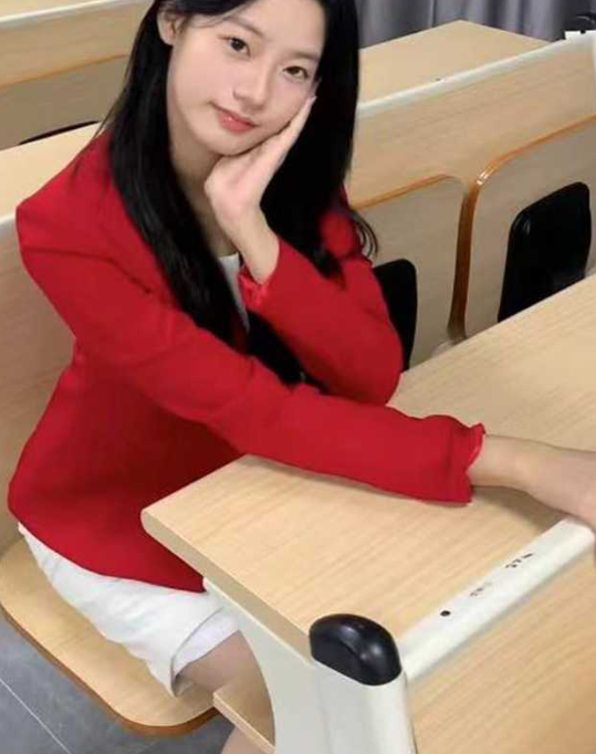 浙江传媒学院播音系女神 徐歆洁