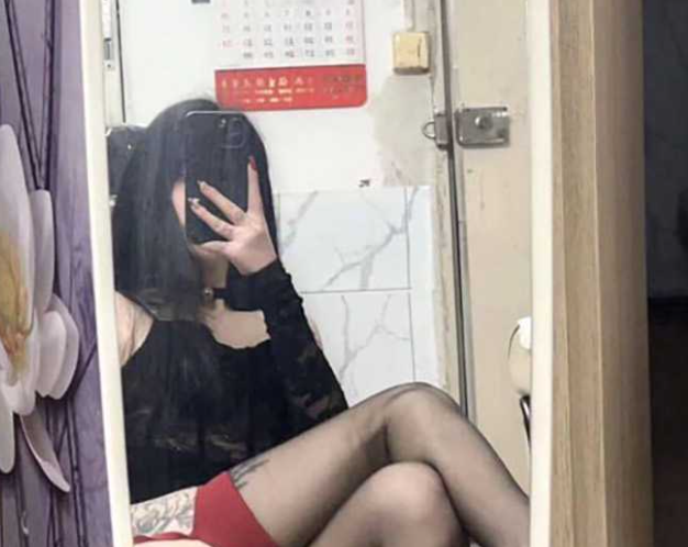 深圳龙岗少妇许昕惠跟老公兄弟偷