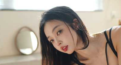 高颜值美女 黑丝长腿