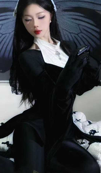 长沙朵朵 修女制服黑丝诱惑
