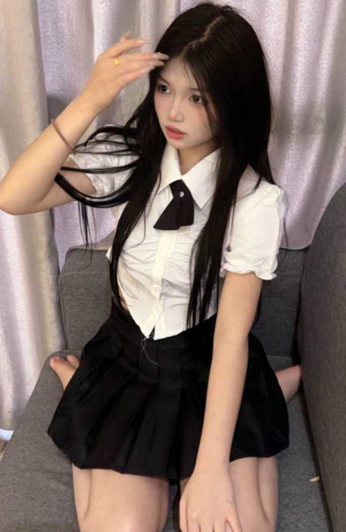 华中师范大学拜金女董梓莹沦为有钱人玩具 学校里假装高不可攀