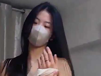 河北职业学院高颜值学生妹 是女大糯糯呀