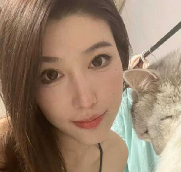 黑丝良家嫂子