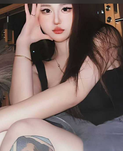 童颜巨反差费炫斐 99年出生的高颜值美少女