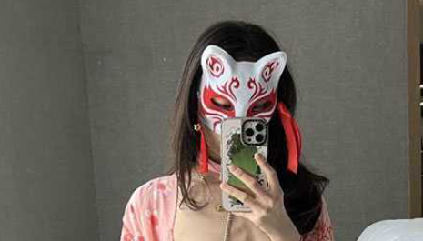 土豪富商包养大二学生妹 李湘