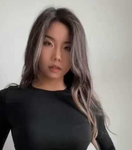 百万粉丝抖音网红黑闰润私定视频