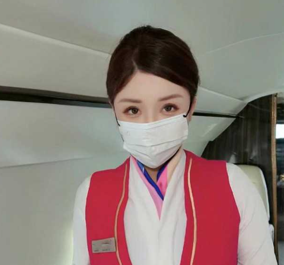 抖音60万粉丝女网红 王雅珊是我 与金主