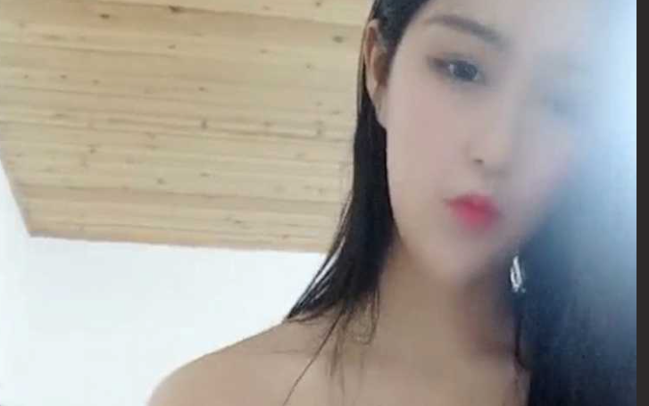 极品身材绿茶琳琳子 洗澡