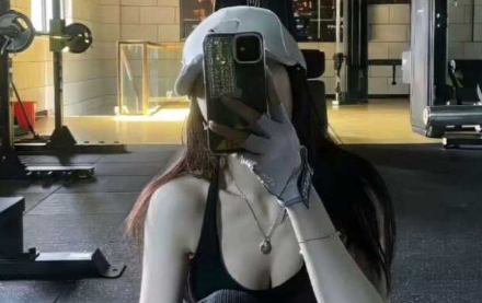 上海气质健身教练 被土豪带到豪宅