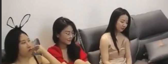 真实高颜值姐妹名场面 三女两男激情