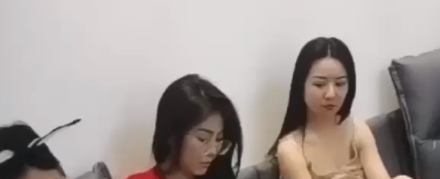 真实高颜值姐妹名场面 三女两男激情