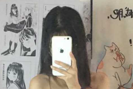 极品清纯学生妹 身材纤细