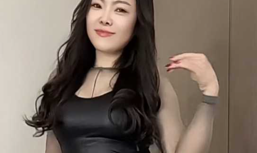 快手人妻网红刘姨水水 1