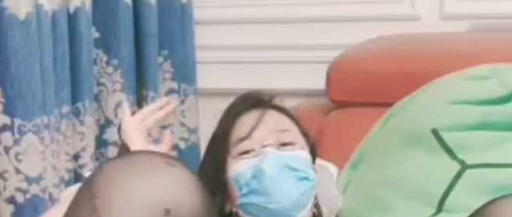 抖音喷1雅宝姐 稀有玩法尤物主播 直播间