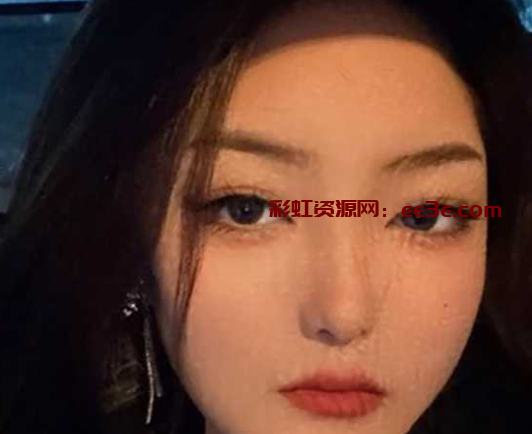 西安 何雨薇 艺术写真花絮被摄影师曝光